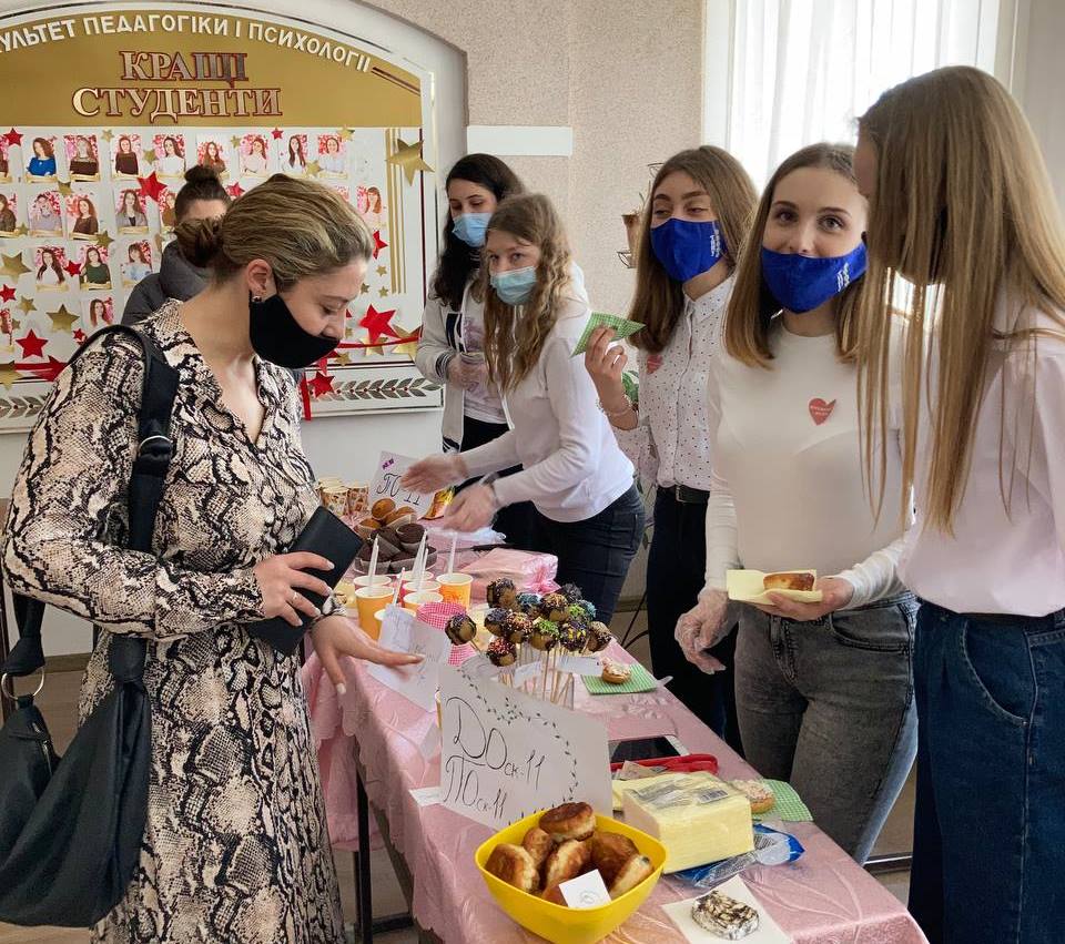 Благодійний ярмарок в ТНПУ